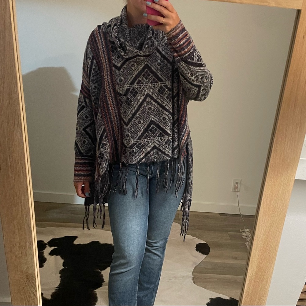 🎀SOLD🎀Free People Fringe Sweater